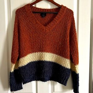 EUC Lumiere soft cozy sweater, somewhat oversized